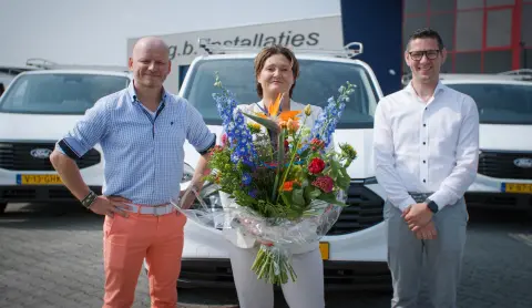 Ontvangst 7 nieuwe Ford bedrijfsbussen 